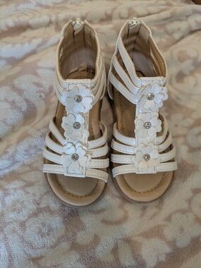 Little Star White Gladiator Sandals Toddler Size 9 Back Zippers
